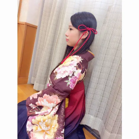 東村 芽依｜セーラー服と袴...54（2016-11-30）｜6枚目