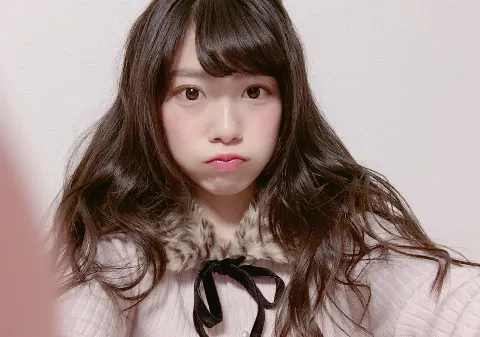 東村 芽依｜小鳥...96（2017-01-29）｜4枚目