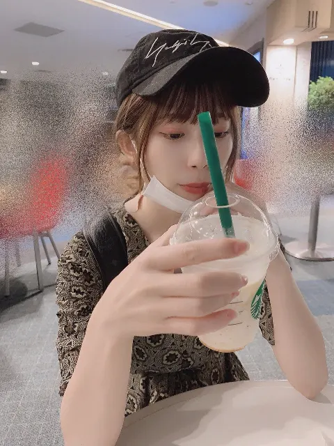 東村 芽依｜🧢（2019-10-06）｜3枚目