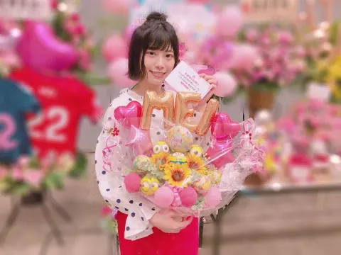 東村 芽依｜お花ありがとう（2018-04-26）｜5枚目