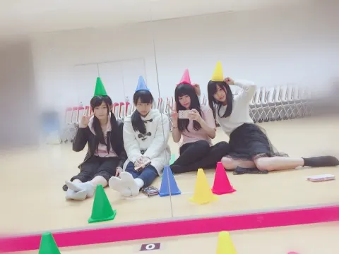 東村 芽依｜ふたご...138（2017-03-19）｜4枚目