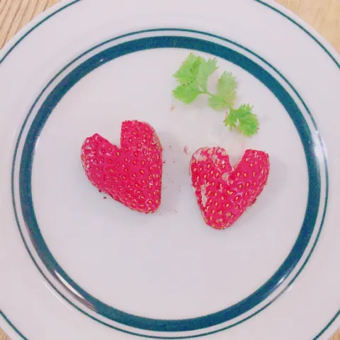 東村 芽依｜パンケーキ...77（2017-01-08）｜5枚目