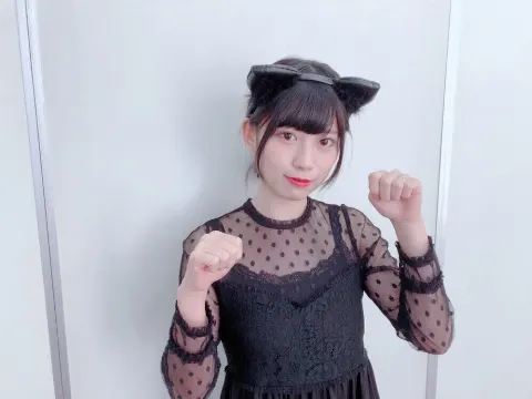 東村 芽依｜にゃー（2017-11-09）｜4枚目