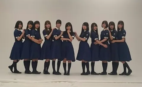 東村 芽依｜日経エンタテインメント！さん（2017-11-30）｜3枚目