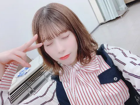 東村 芽依｜✂️（2020-02-02）｜4枚目