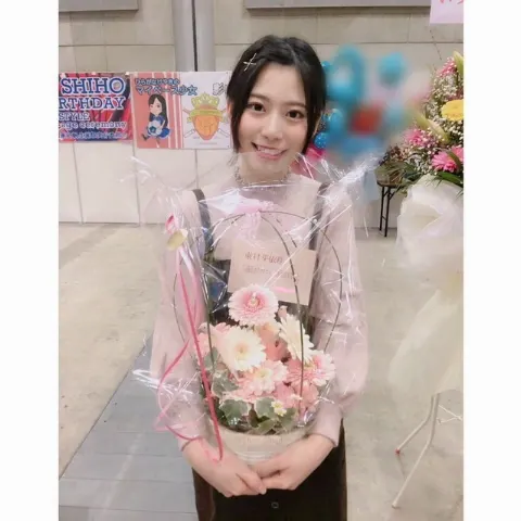 東村 芽依｜お花（2018-02-15）｜5枚目