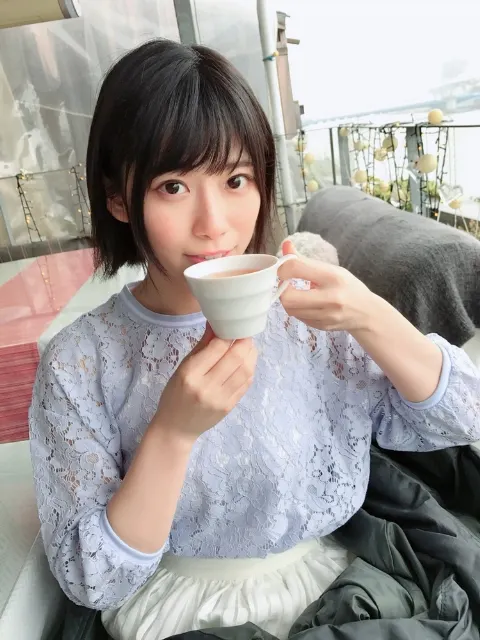 東村 芽依｜週刊ヤングマガジンさん（2018-04-11）｜5枚目