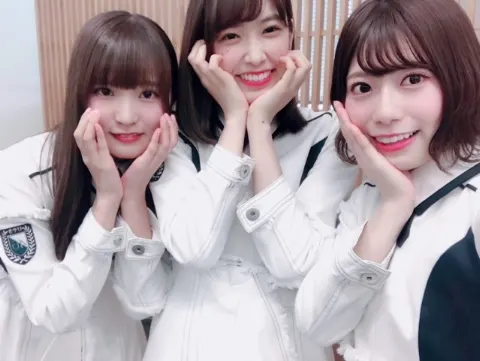 東村 芽依｜スナック眞緒（2018-08-15）｜2枚目