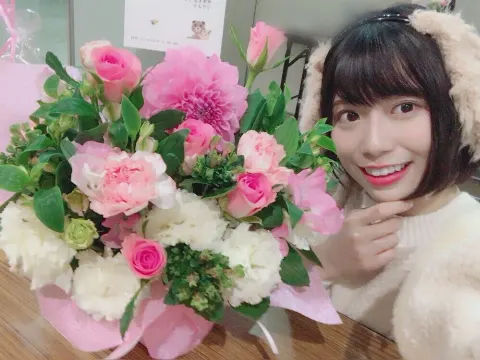 東村 芽依｜巫女さん（2018-01-09）｜9枚目