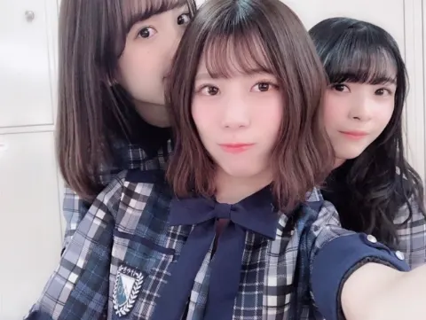 東村 芽依｜サイン会（2019-02-11）｜2枚目