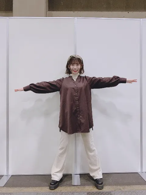 東村 芽依｜🦦（2020-01-21）｜4枚目