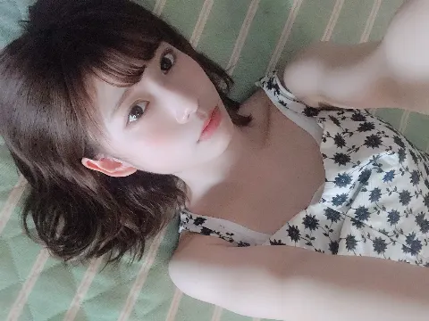 東村 芽依｜👩‍👩‍👧‍👧