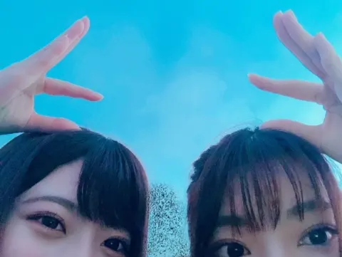 東村 芽依｜花かんむり（2018-08-11）｜3枚目