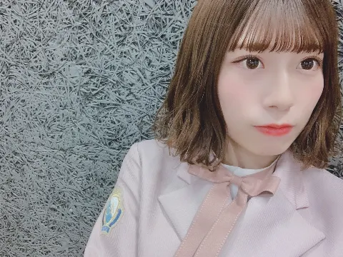 東村 芽依｜🐷（2020-02-04）｜3枚目