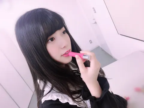 東村 芽依｜写真...129（2017-03-05）｜3枚目