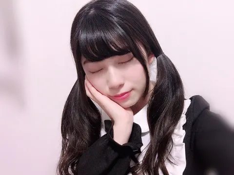 東村 芽依｜写真...129（2017-03-05）｜6枚目