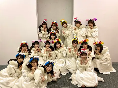 東村 芽依｜🤓（2019-12-06）｜2枚目