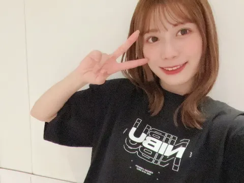 東村 芽依｜12月1日（2024-12-01）｜3枚目