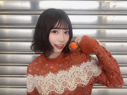 東村 芽依｜ウェイトレス（2018-10-16）｜5枚目