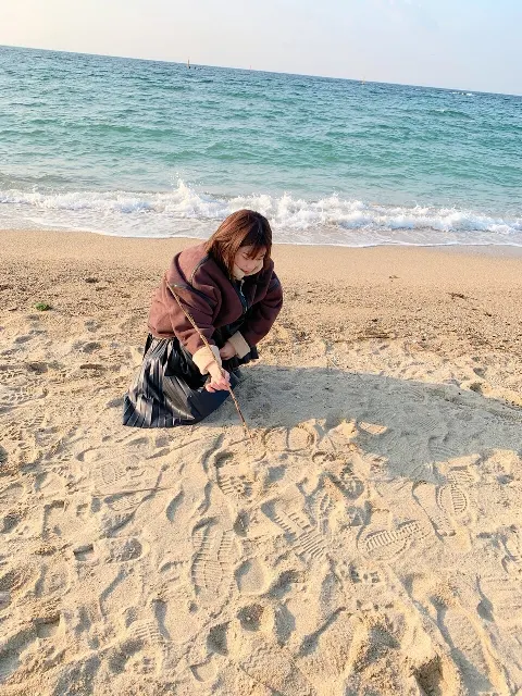 東村 芽依｜🐚（2020-01-08）｜5枚目