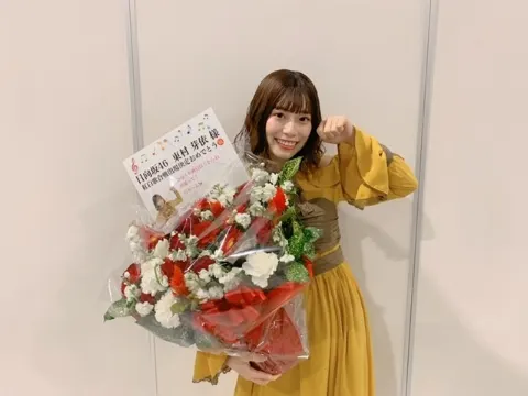 東村 芽依｜💐（2019-12-31）｜4枚目