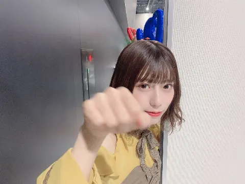 東村 芽依｜💐（2019-12-31）｜9枚目