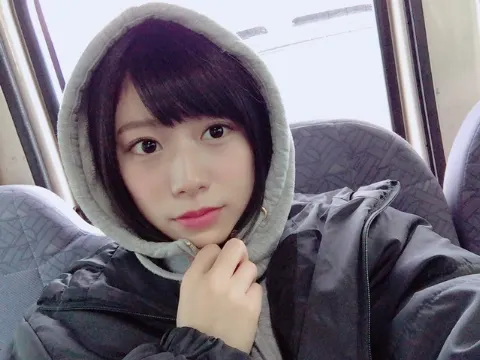 東村 芽依｜4部...113（2017-02-18）｜2枚目