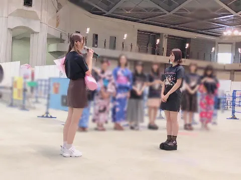 東村 芽依｜20歳（2018-08-31）｜3枚目