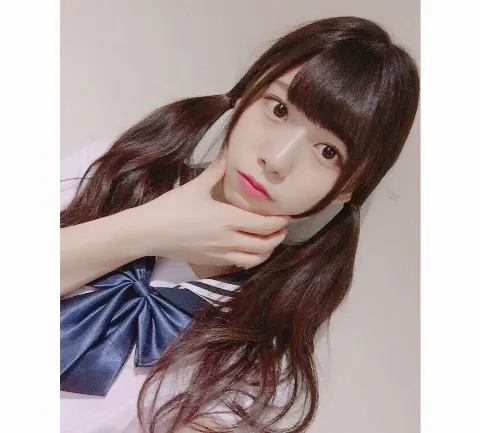 東村 芽依｜セーラー服...186（2017-05-30）