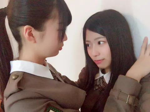 東村 芽依｜壁ドン...58（2016-12-10）｜2枚目