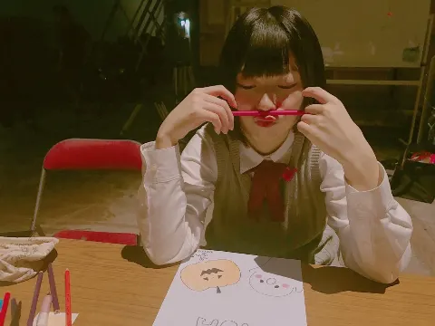 東村 芽依｜10月（2017-10-03）｜2枚目