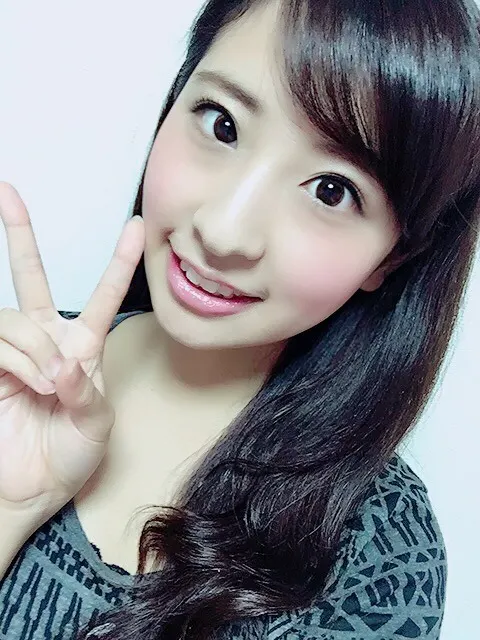 井口 眞緒｜日焼けした気がします！（2016-08-08）｜3枚目