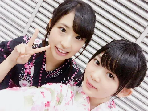 井口 眞緒｜みんなとの写真♡（2016-09-01）｜2枚目