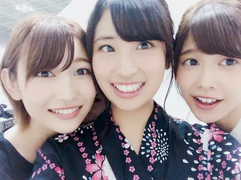 井口 眞緒｜みんなとの写真♡（2016-09-01）｜8枚目