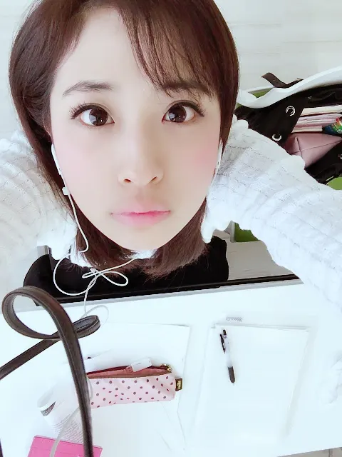 井口 眞緒｜ハッピーバースデー21歳（2016-11-10）｜2枚目