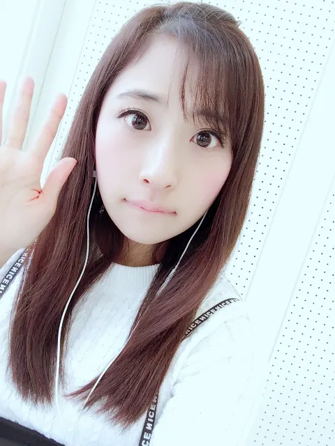 井口 眞緒｜ハッピーバースデー21歳（2016-11-10）｜6枚目
