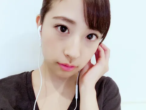 井口 眞緒｜るんるんるーん（2016-11-12）｜4枚目