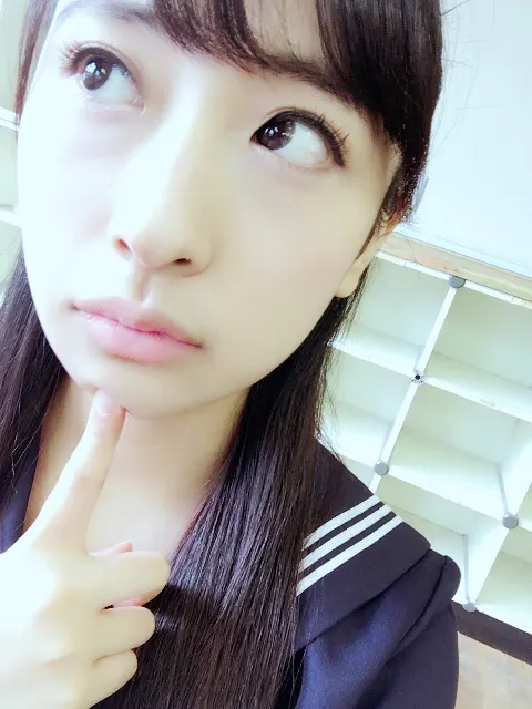 井口 眞緒｜私は犬系女子？かな？（2016-12-02）｜3枚目