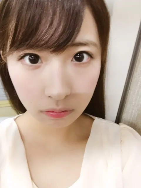 井口 眞緒｜眠いな〜〜（2017-06-16）｜2枚目