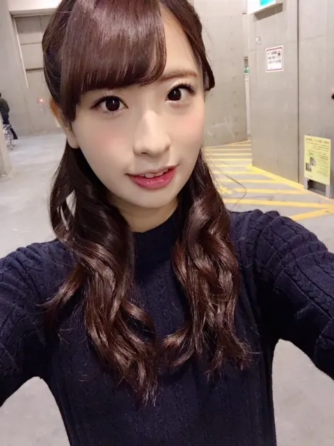 井口 眞緒｜握手会（2018-03-22）｜5枚目