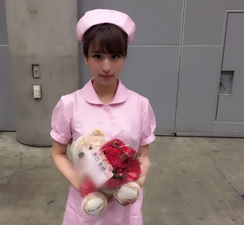 井口 眞緒｜遅くなってごめんね🌺（2018-06-03）｜5枚目
