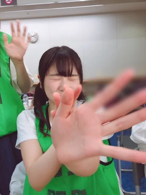 井口 眞緒｜丹生ちゃん（2018-10-08）｜8枚目