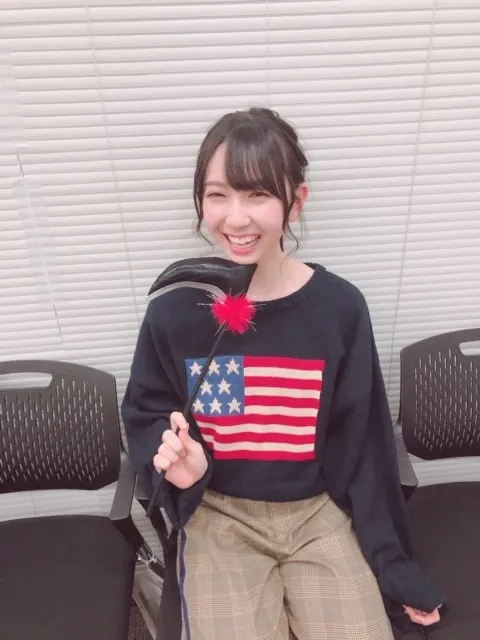 井口 眞緒｜『スナック眞緒』SHOWROOM店〈10月31日〉（2018-11-02）｜2枚目