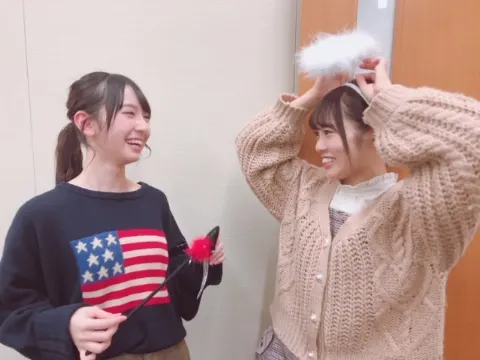 井口 眞緒｜『スナック眞緒』SHOWROOM店〈10月31日〉（2018-11-02）｜12枚目