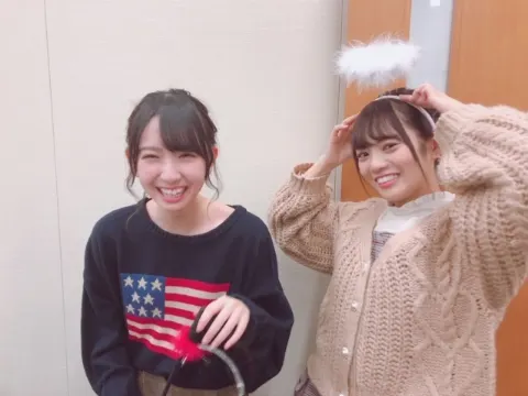 井口 眞緒｜『スナック眞緒』SHOWROOM店〈10月31日〉（2018-11-02）｜13枚目
