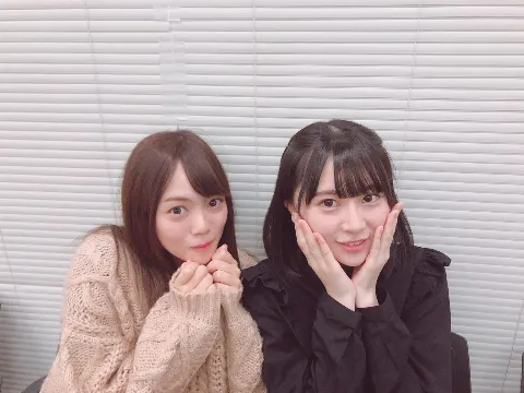 井口 眞緒｜『スナック眞緒』SHOWROOM店〈11月3日〉（2018-11-04）｜4枚目