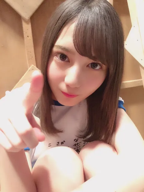 井口 眞緒｜奇跡の美少女小坂菜緒（2019-02-02）｜13枚目