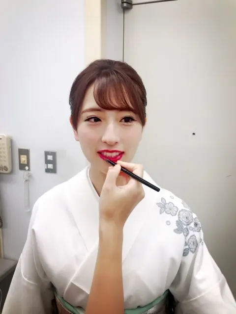 井口 眞緒｜握手会（2019-02-07）｜2枚目
