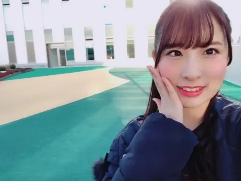 井口 眞緒｜握手会（2019-02-07）｜4枚目