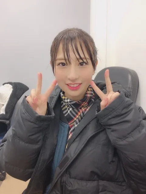 井口 眞緒｜写真（2019-04-19）｜5枚目